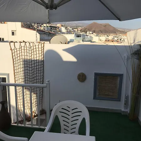 Playa Los Cristianos ארונה