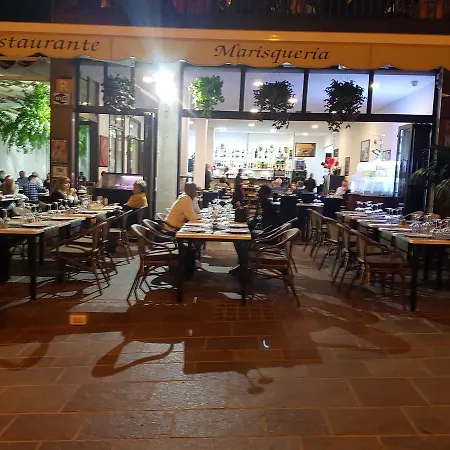 Playa Los Cristianos ארונה
